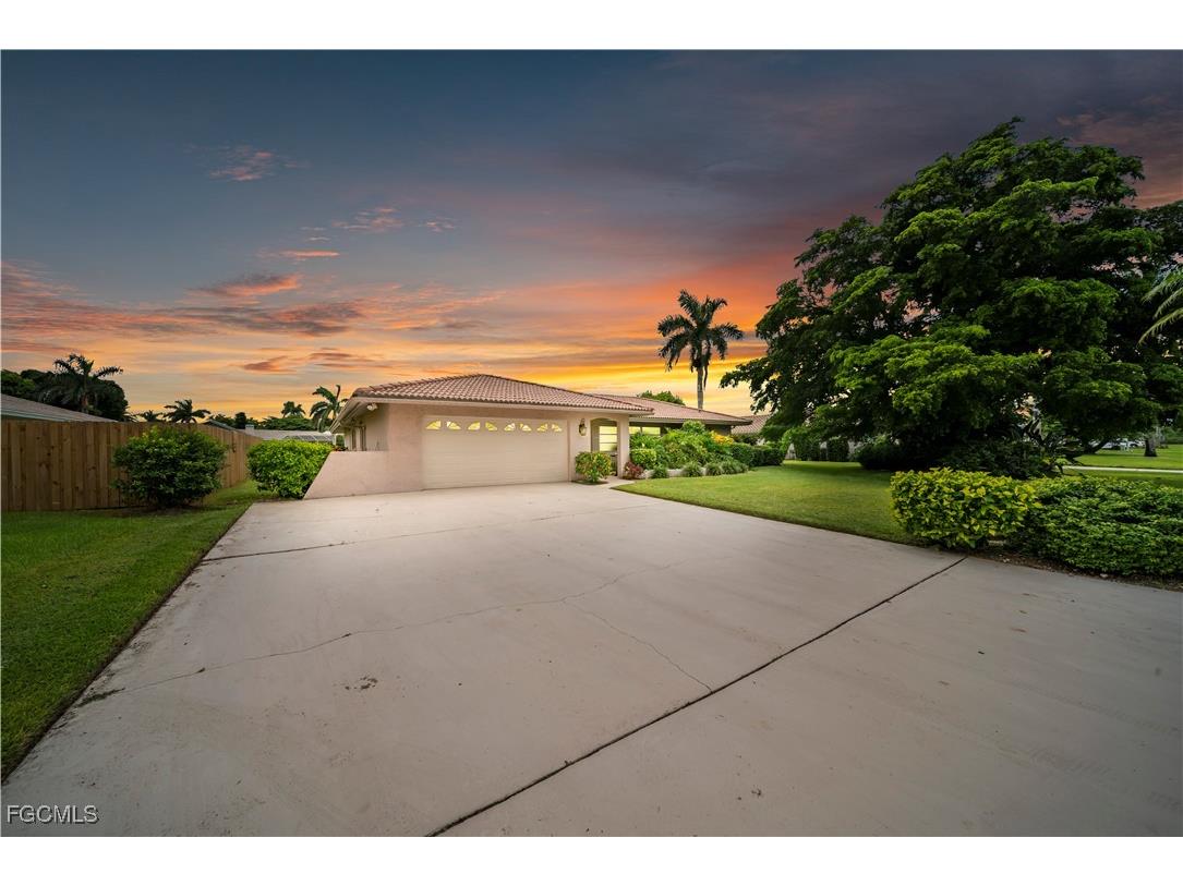 5341 Fairfield Way Fort Myers FL 33919 2025007567 image36