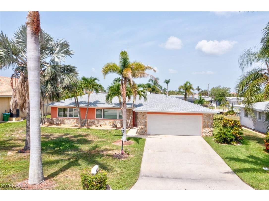 5342 Bayshore Avenue Cape Coral FL 33904 223054737 image1
