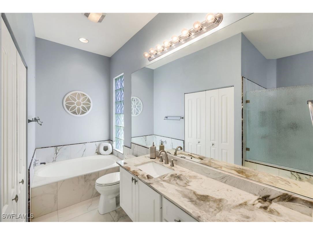 5343 Hawkesbury Way Naples FL 34119 226005893 image18