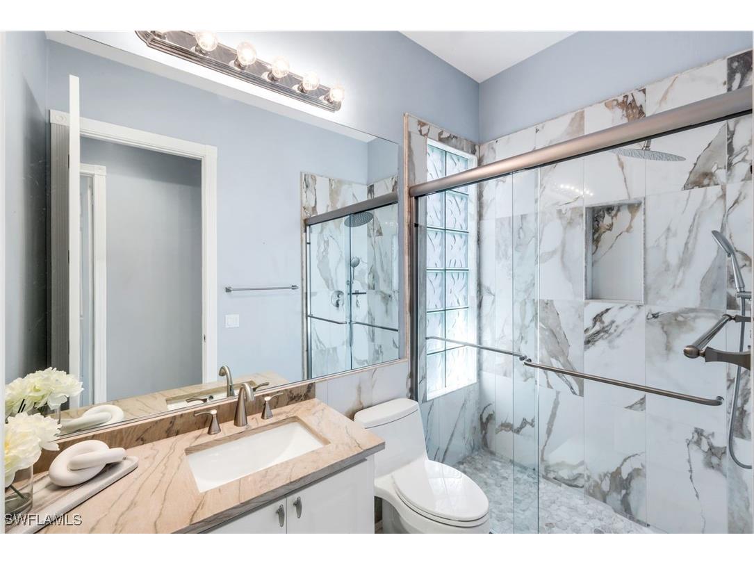 5343 Hawkesbury Way Naples FL 34119 226005893 image20