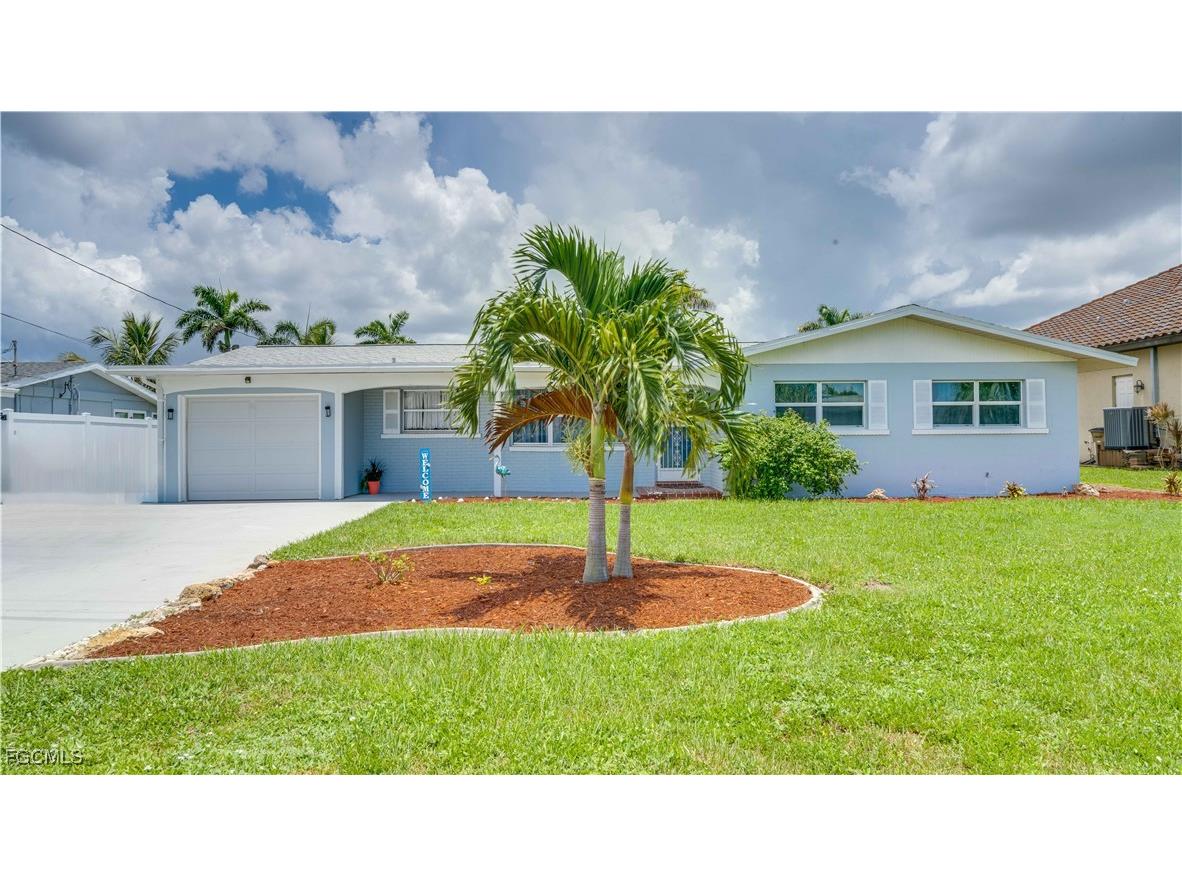 5343 Mayfair Court Cape Coral FL 33904 2025001133 image1