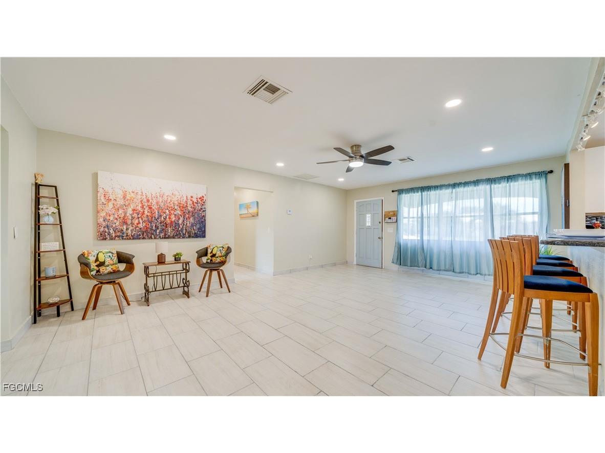 5343 Mayfair Court Cape Coral FL 33904 2025001133 image14