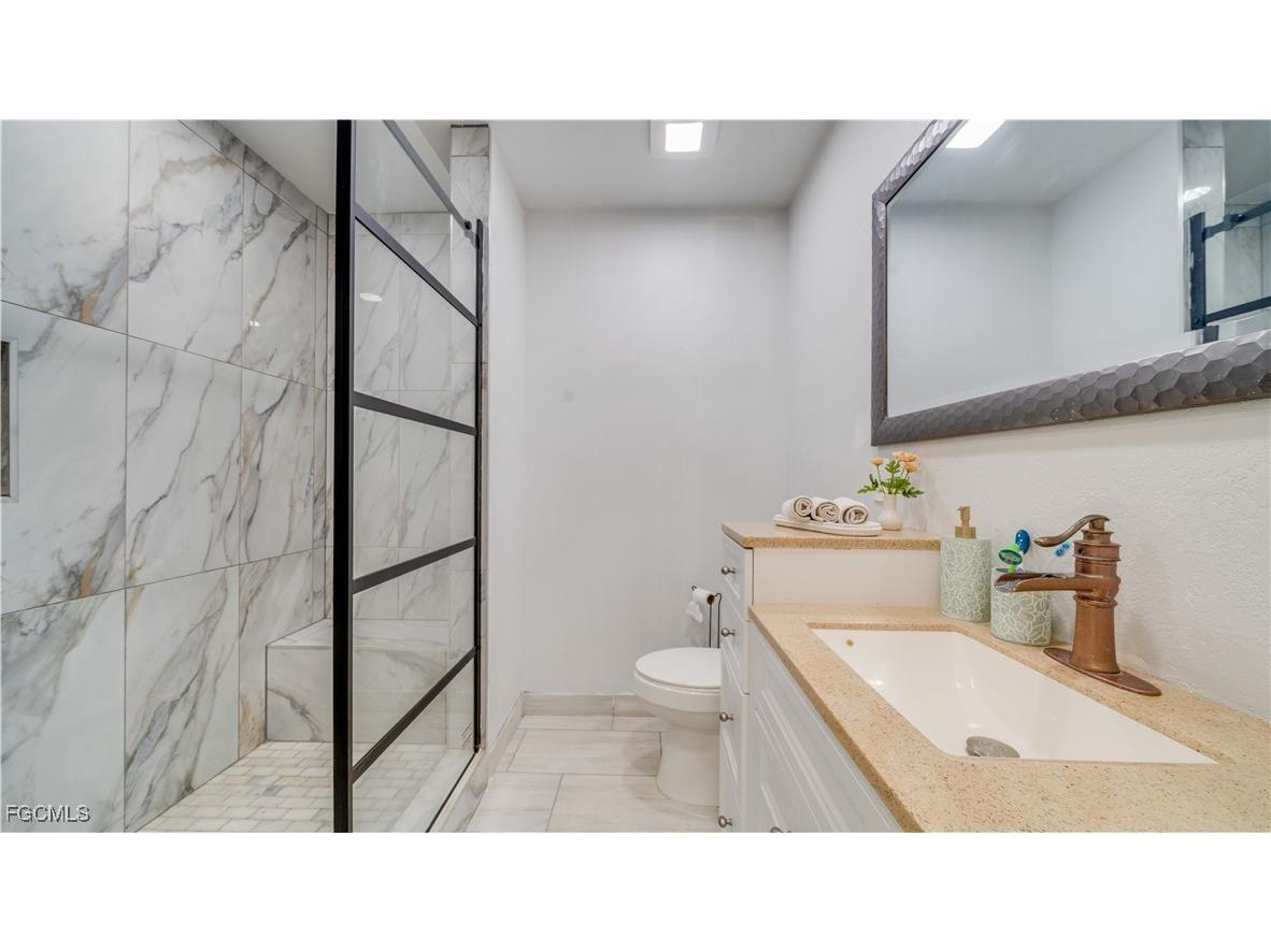 5343 Mayfair Court Cape Coral FL 33904 2025001133 image21