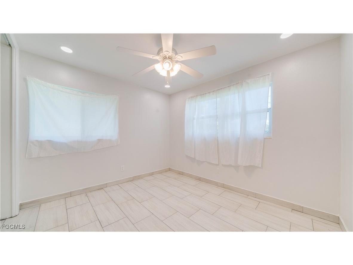 5343 Mayfair Court Cape Coral FL 33904 2025001133 image23