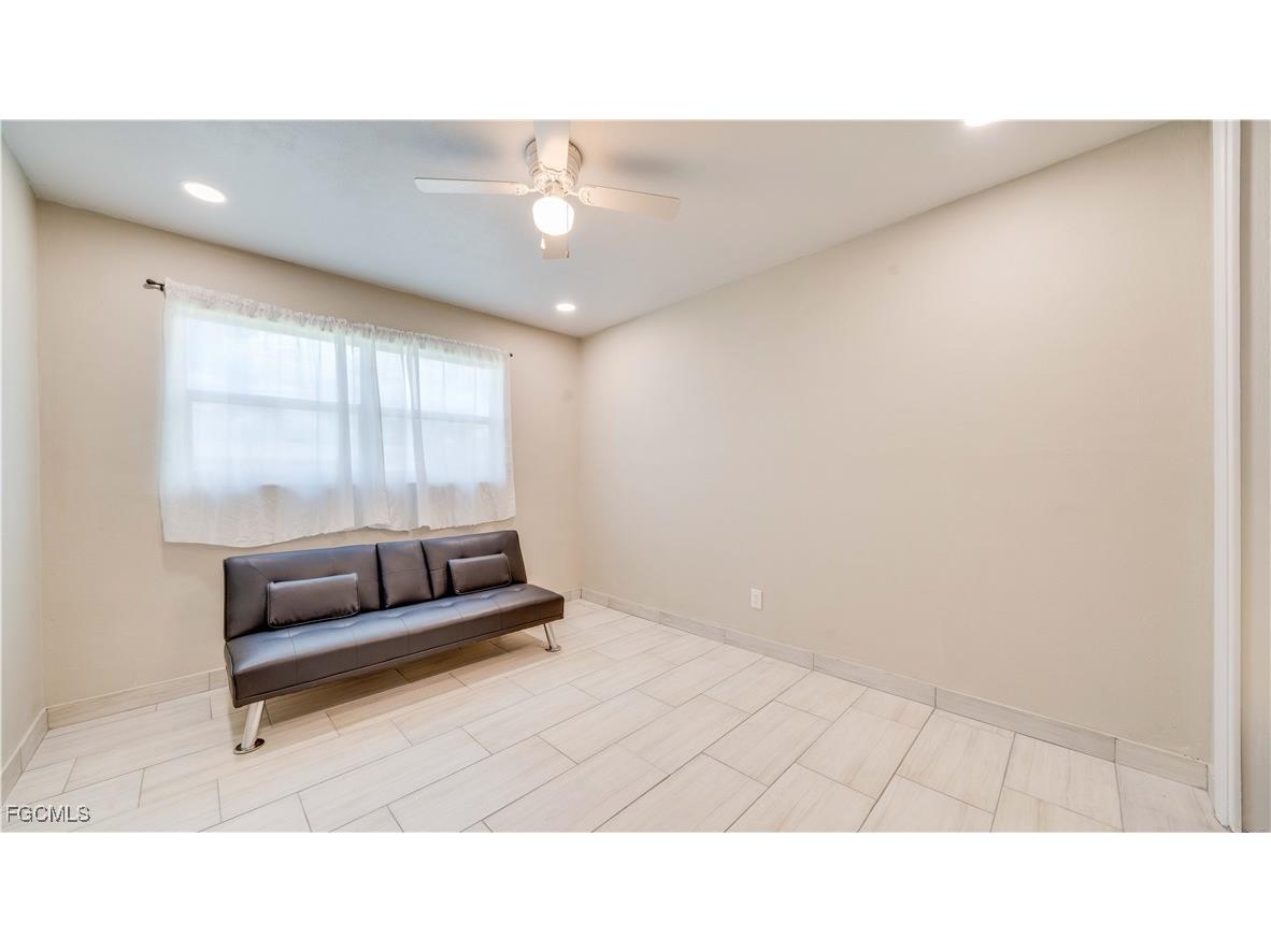 5343 Mayfair Court Cape Coral FL 33904 2025001133 image27