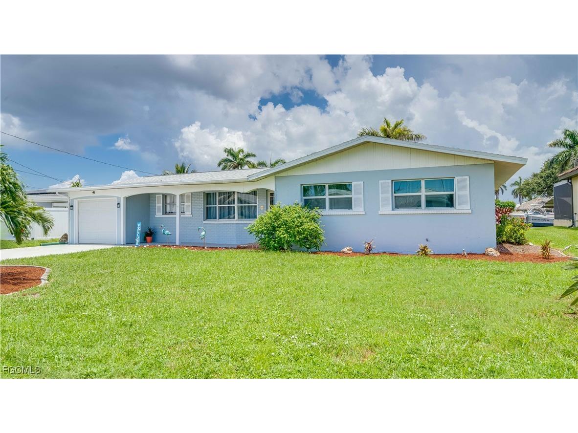 5343 Mayfair Court Cape Coral FL 33904 2025001133 image3