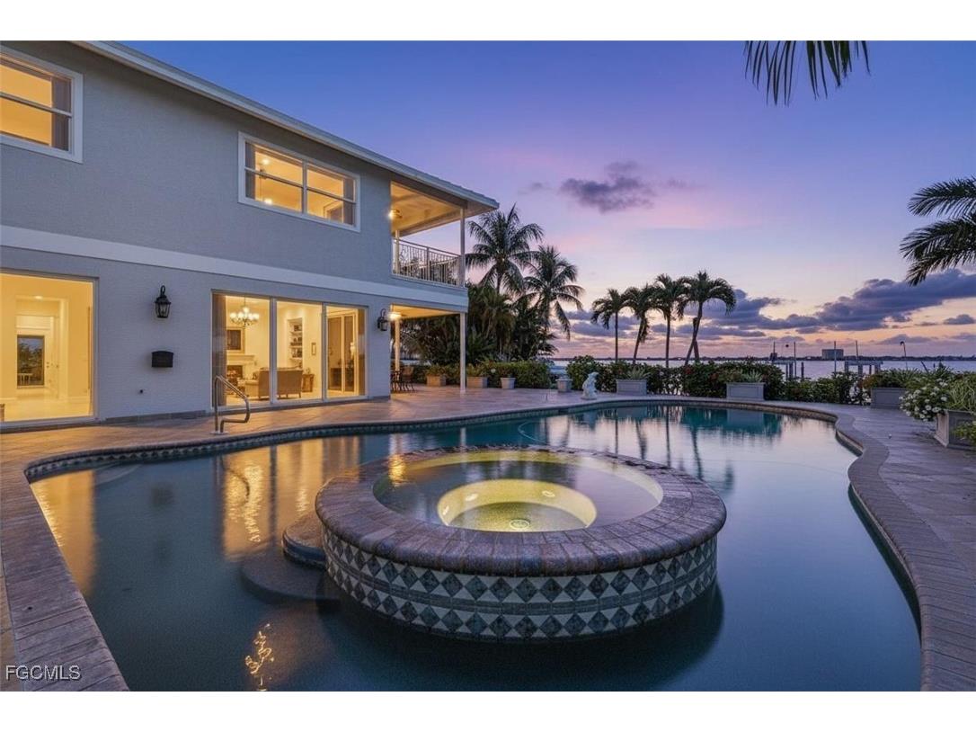 5345 Nautilus Drive Cape Coral FL 33904 2025026266 image2