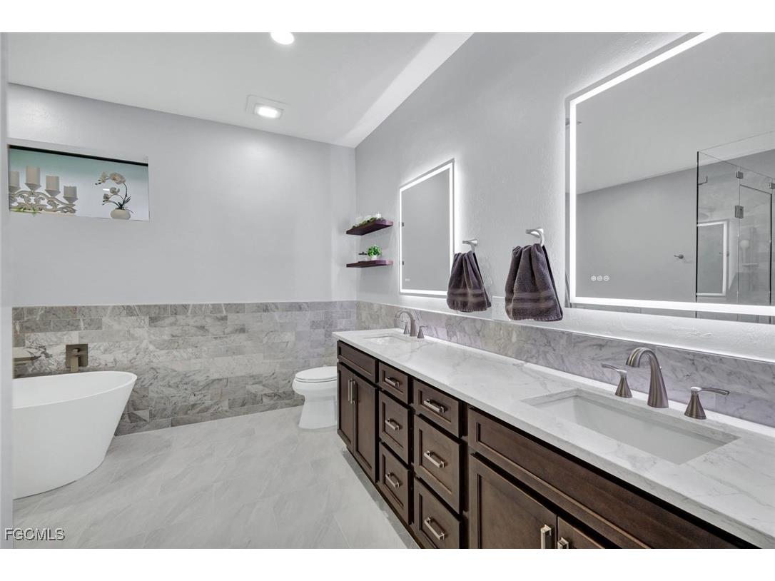 5346 SW 10th Avenue Cape Coral FL 33914 2025023402 image17