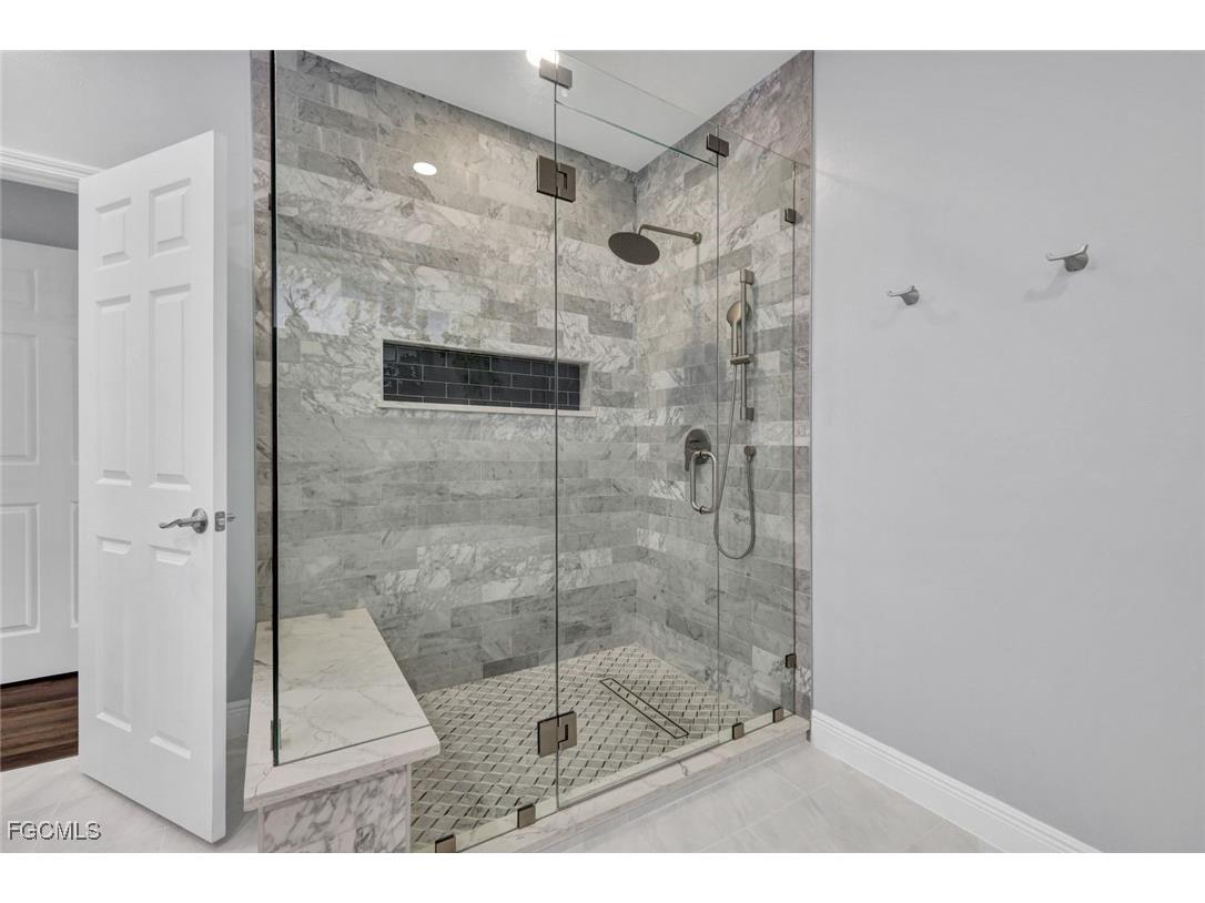 5346 SW 10th Avenue Cape Coral FL 33914 2025023402 image19