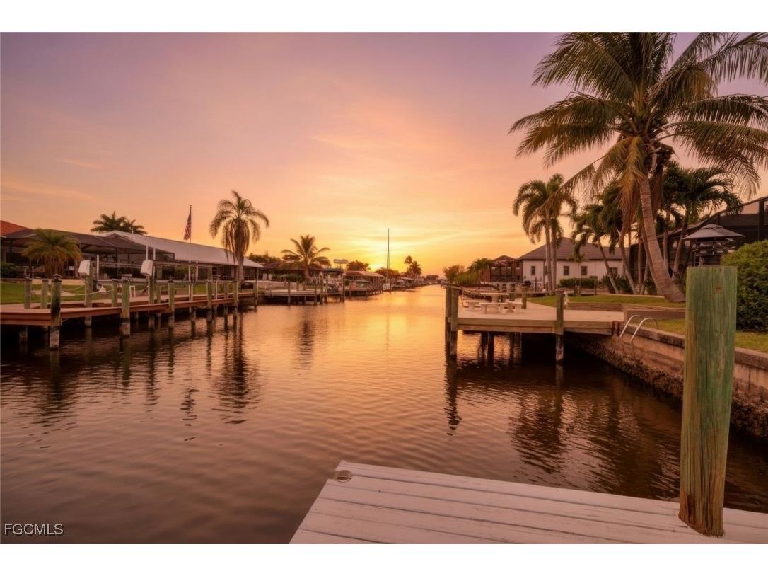5346 SW 10th Avenue Cape Coral FL 33914 2025023402 image2