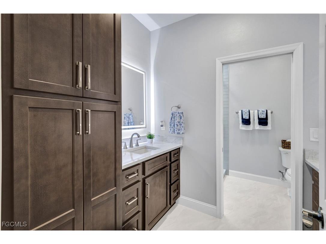 5346 SW 10th Avenue Cape Coral FL 33914 2025023402 image22