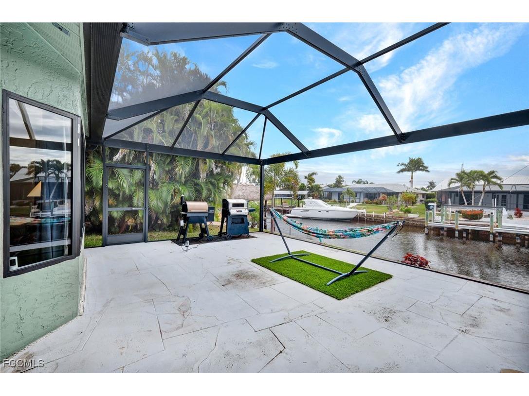 5346 SW 10th Avenue Cape Coral FL 33914 2025023402 image34