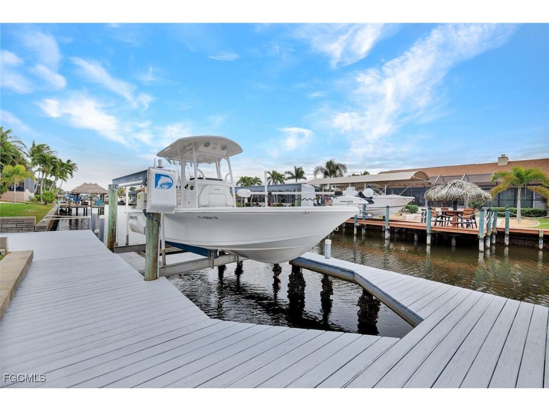 5346 SW 10th Avenue Cape Coral FL 33914 2025023402 image39