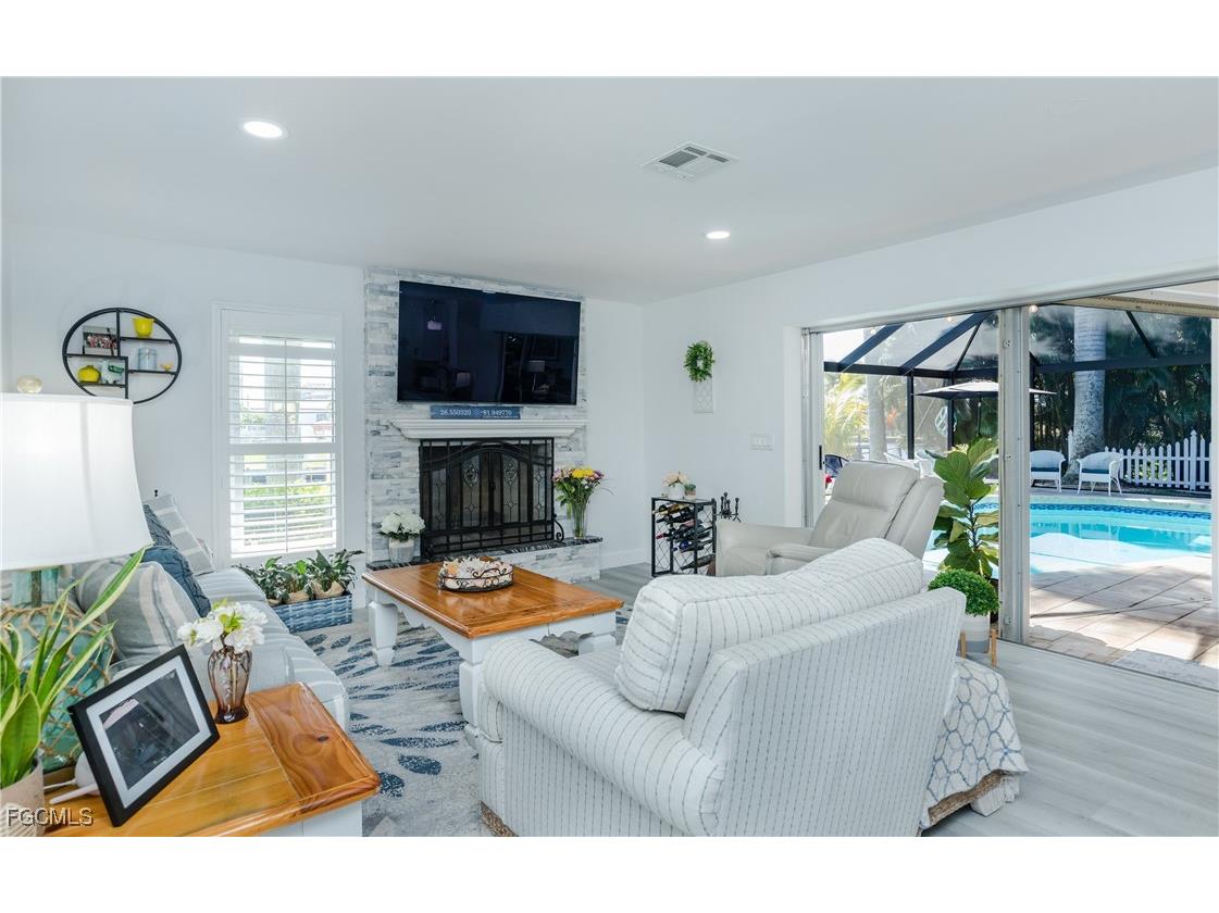 5347 Malibu Court Cape Coral FL 33904 2025021197 image17