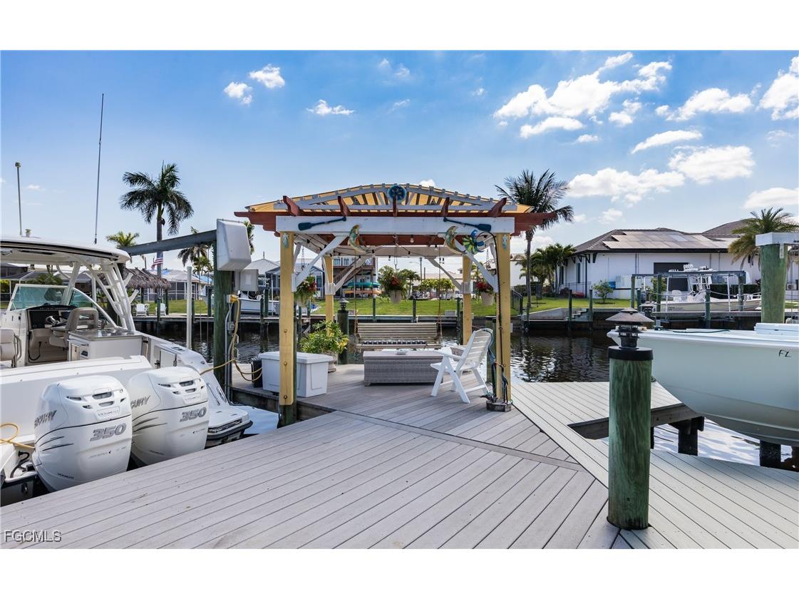 5347 Malibu Court Cape Coral FL 33904 2025021197 image39