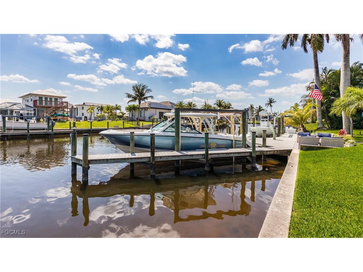 5347 Malibu Court Cape Coral FL 33904 2025021197 image42