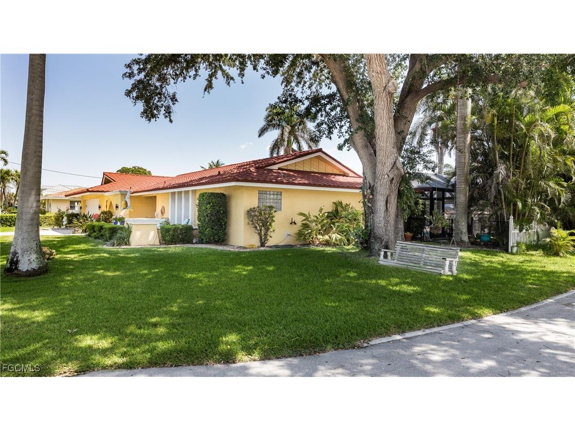 5347 Malibu Court Cape Coral FL 33904 2025021197 image43