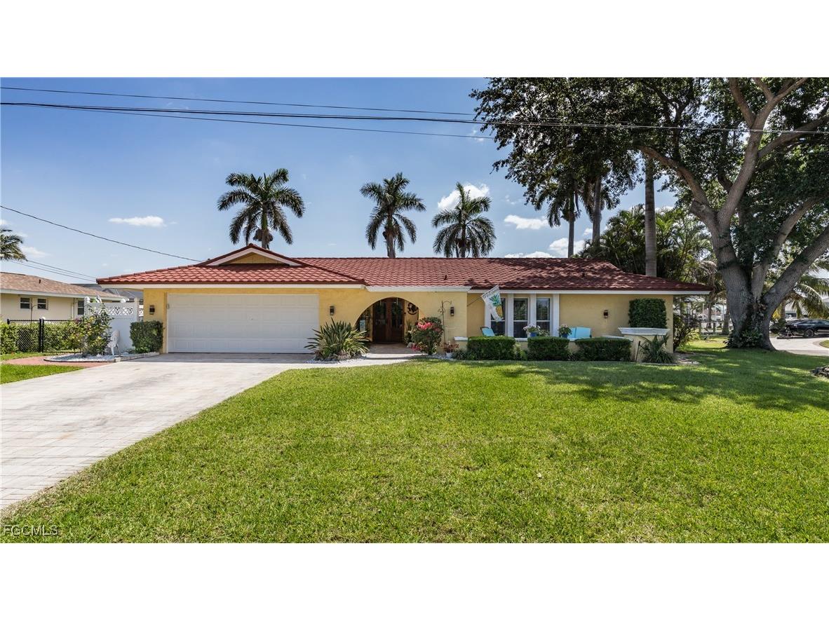 5347 Malibu Court Cape Coral FL 33904 2025021197 image7