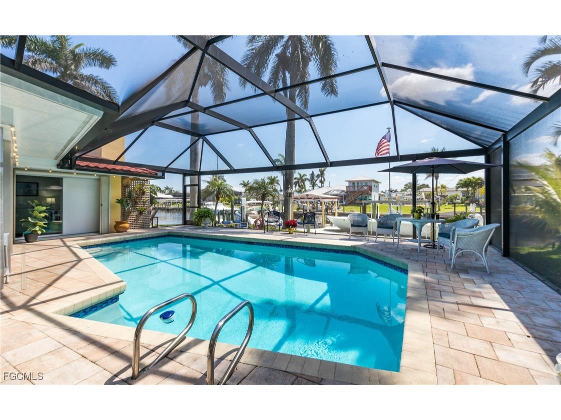 5347 Malibu Court Cape Coral FL 33904 2025021197 image9