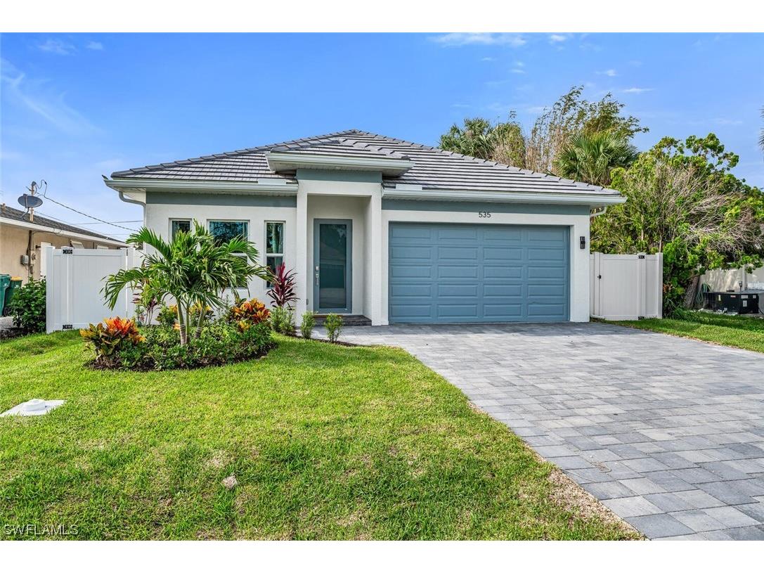 535 97th Avenue N Naples FL 34108 223056347 image1