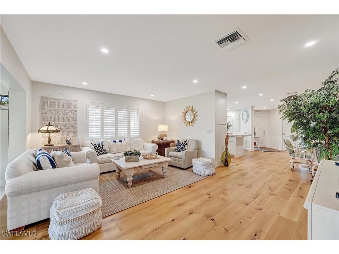 535 Augusta Boulevard #4 Naples FL 34113 226002525 image11