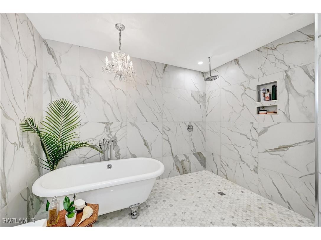 535 Augusta Boulevard #4 Naples FL 34113 226002525 image32