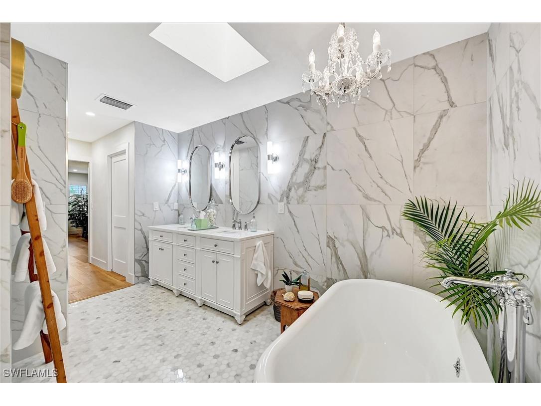 535 Augusta Boulevard #4 Naples FL 34113 226002525 image33