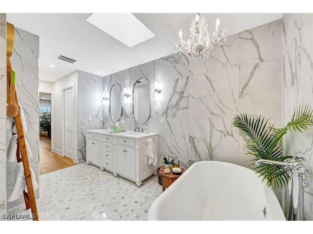 535 Augusta Boulevard #4 Naples FL 34113 226026066 image33