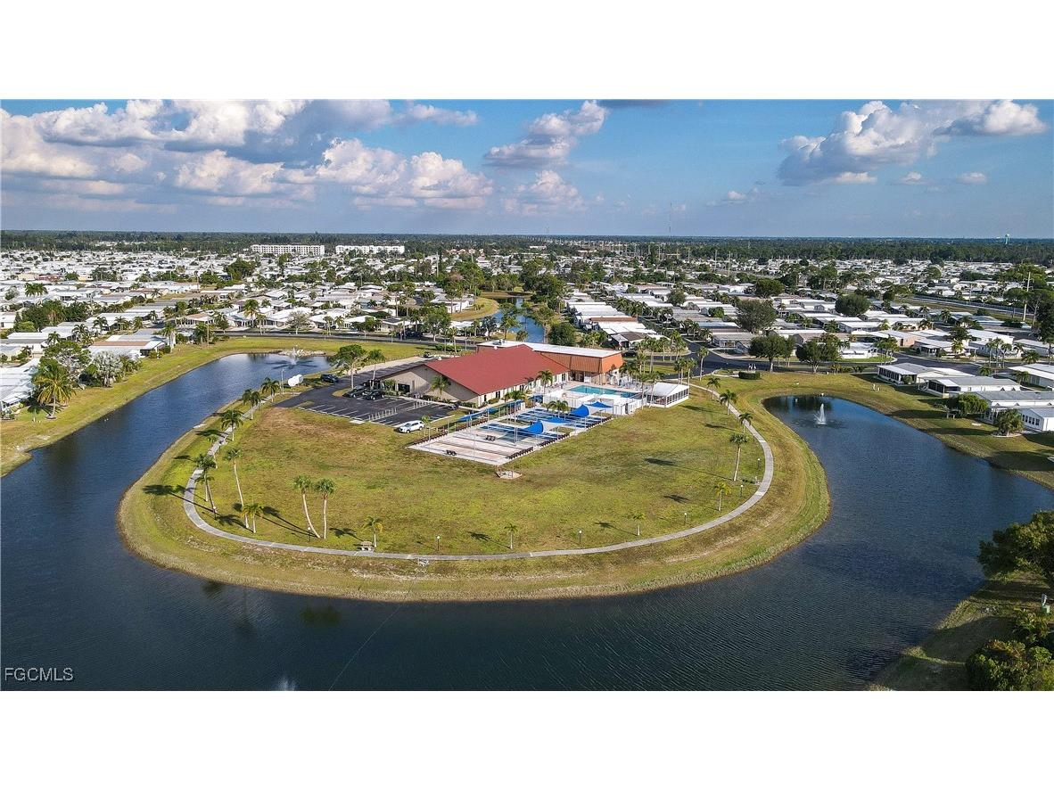 535 Sunshine Avenue North Fort Myers FL 33903 2025021776 image38