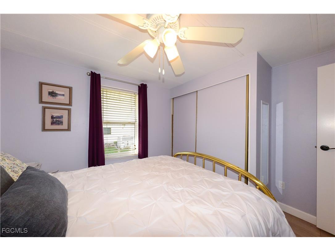 535 Sunshine Avenue North Fort Myers FL 33903 2025021776 image6