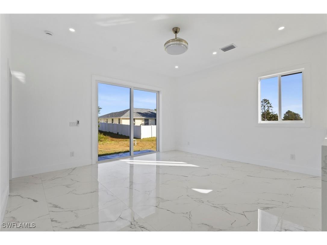 535 Manhattan Street E Lehigh Acres FL 33974 226002021 image10