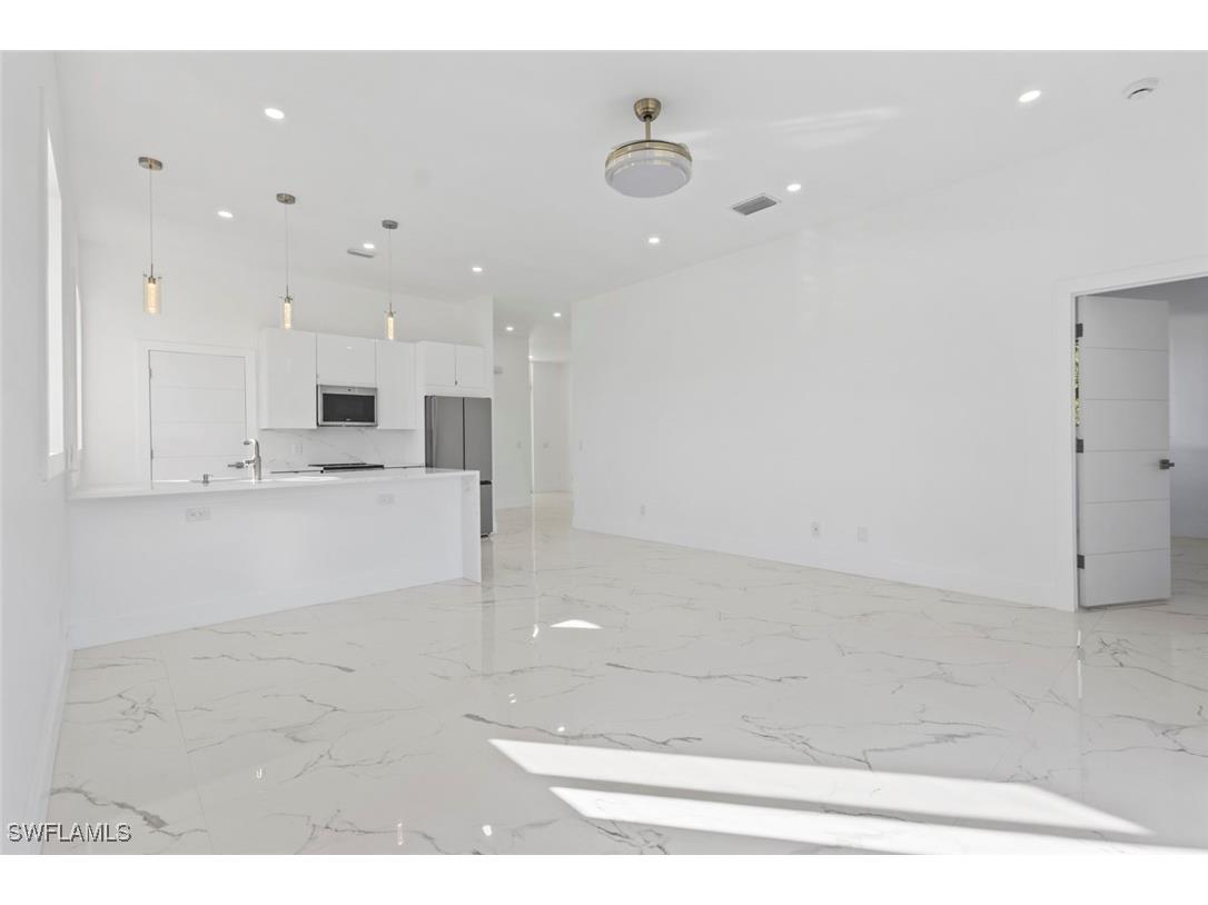 535 Manhattan Street E Lehigh Acres FL 33974 226002021 image12