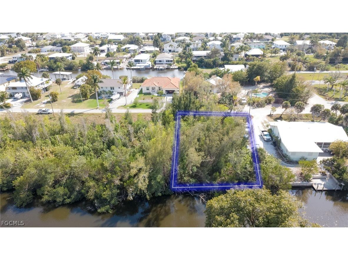 5350 Marina Drive Bokeelia FL 33922 2026010633 image5