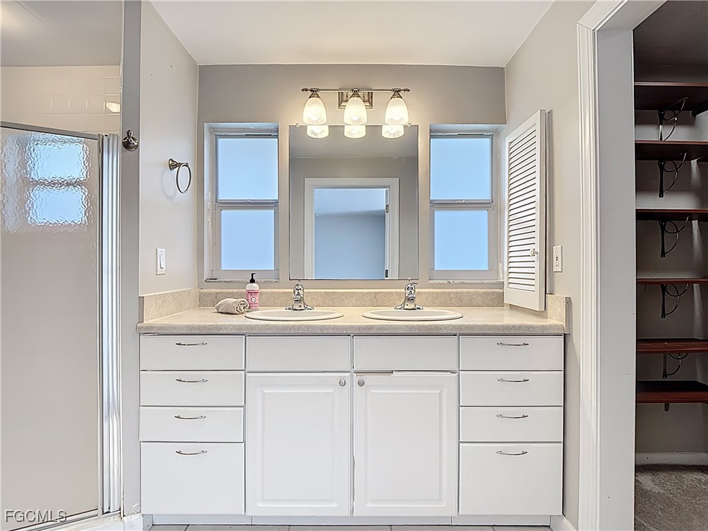 5351 Chippendale Circle E Fort Myers FL 33919 2025005373 image40