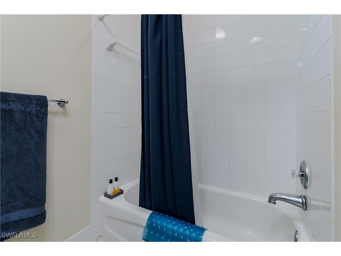 5353 Cove Circle Naples FL 34119 226002334 image37