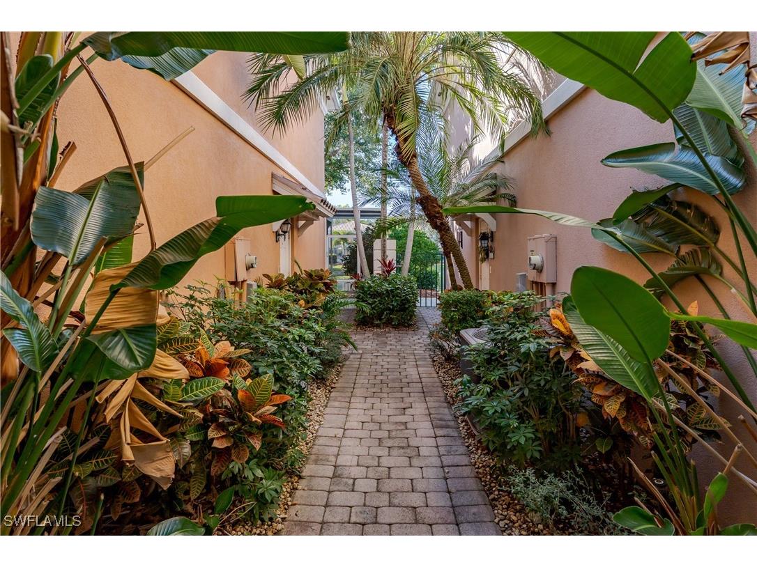 5353 Cove Circle Naples FL 34119 226002334 image8