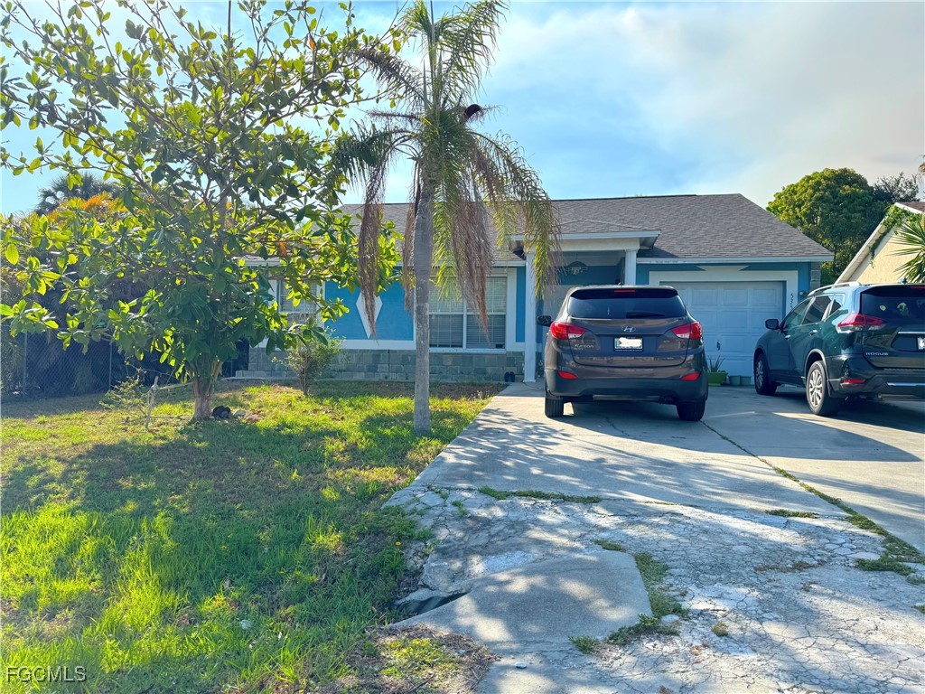 5353 Martin Street Naples FL 34113 2025019476 image1