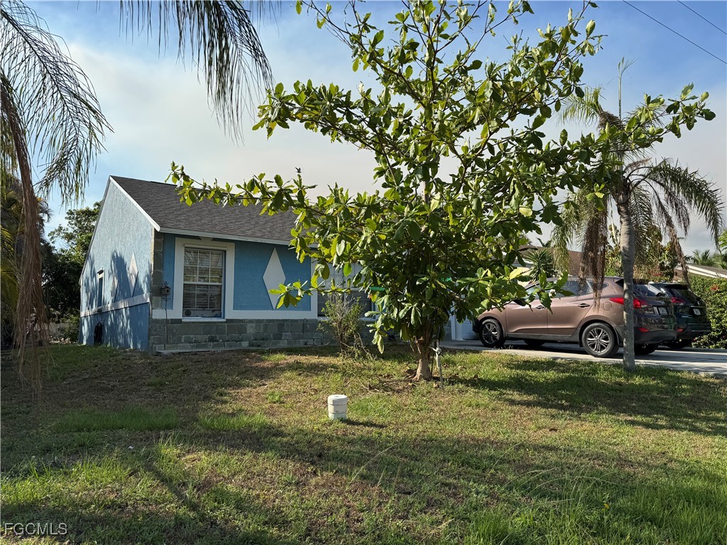 5353 Martin Street Naples FL 34113 2025019476 image2