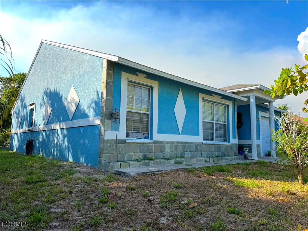 5353 Martin Street Naples FL 34113 2025019476 image3