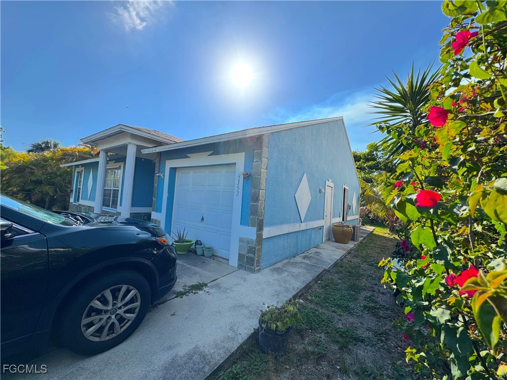 5353 Martin Street Naples FL 34113 2025019476 image4