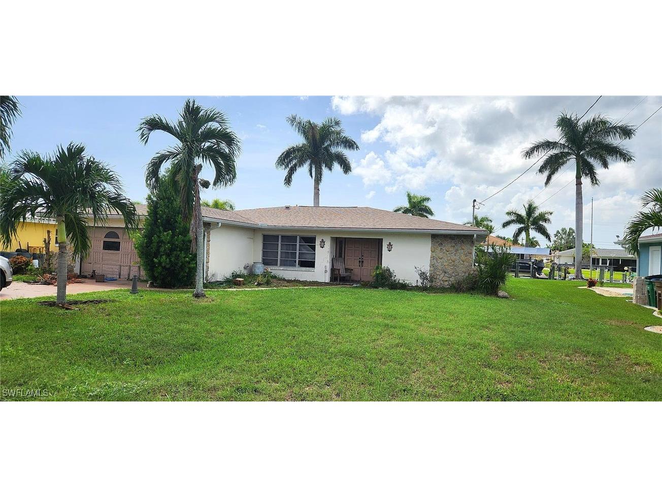 5354 Colonade Court Cape Coral FL 33904 224075572 image1