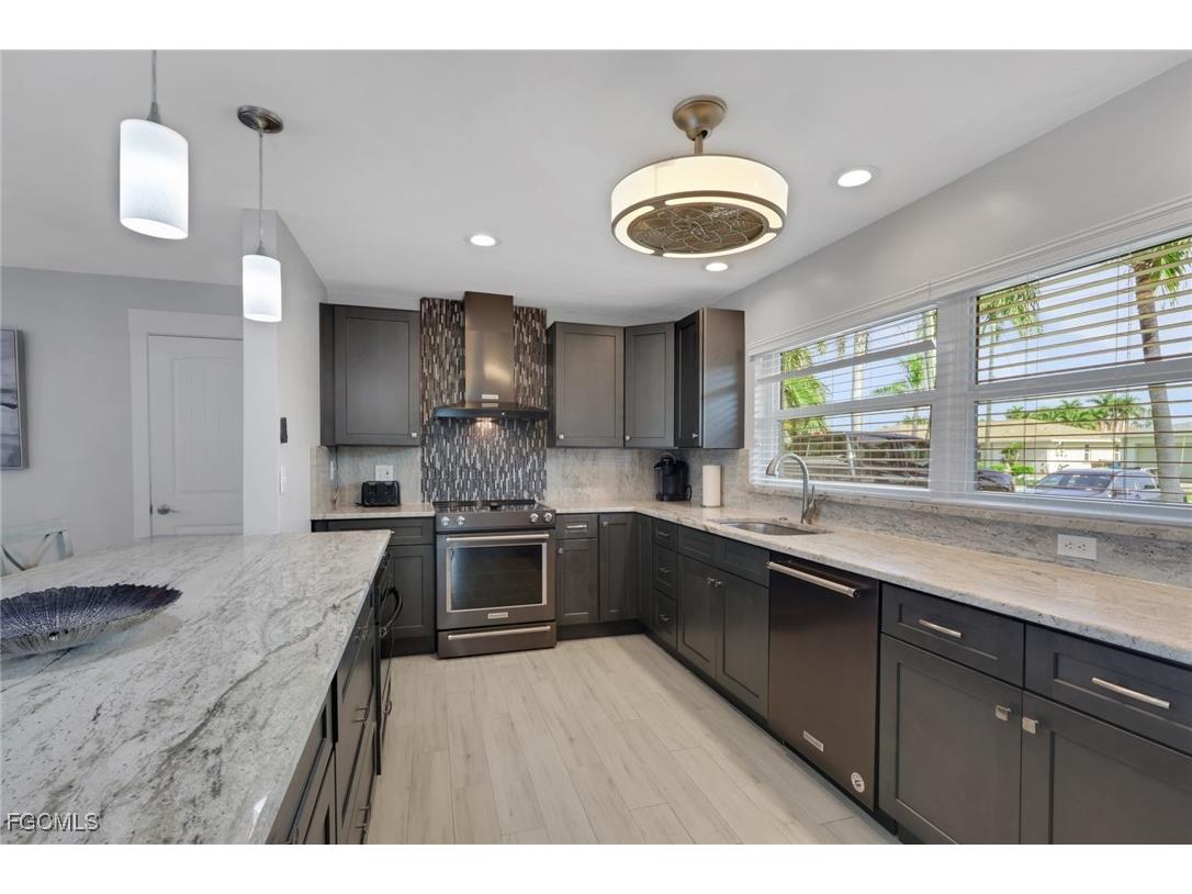 5356 Delano Court Cape Coral FL 33904 2025022667 image11