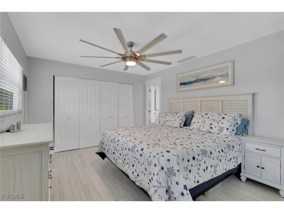 5356 Delano Court Cape Coral FL 33904 2025022667 image18