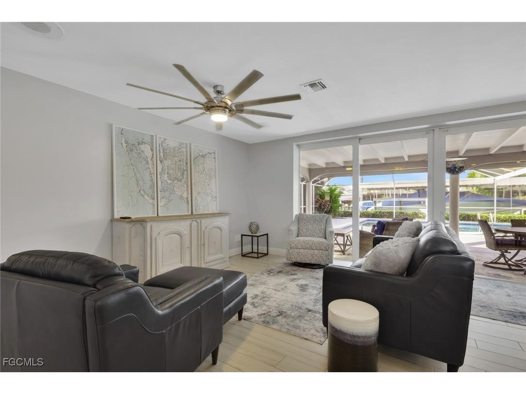 5356 Delano Court Cape Coral FL 33904 2025022667 image7