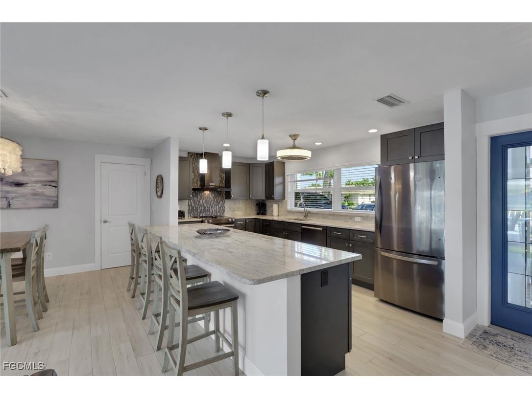 5356 Delano Court Cape Coral FL 33904 2025022667 image9