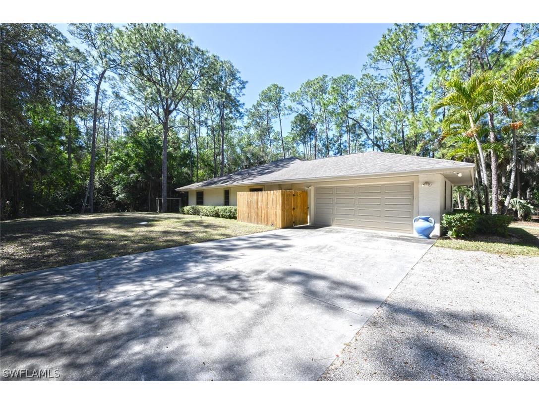 5356 Sycamore Drive Naples FL 34119 226006627 image2