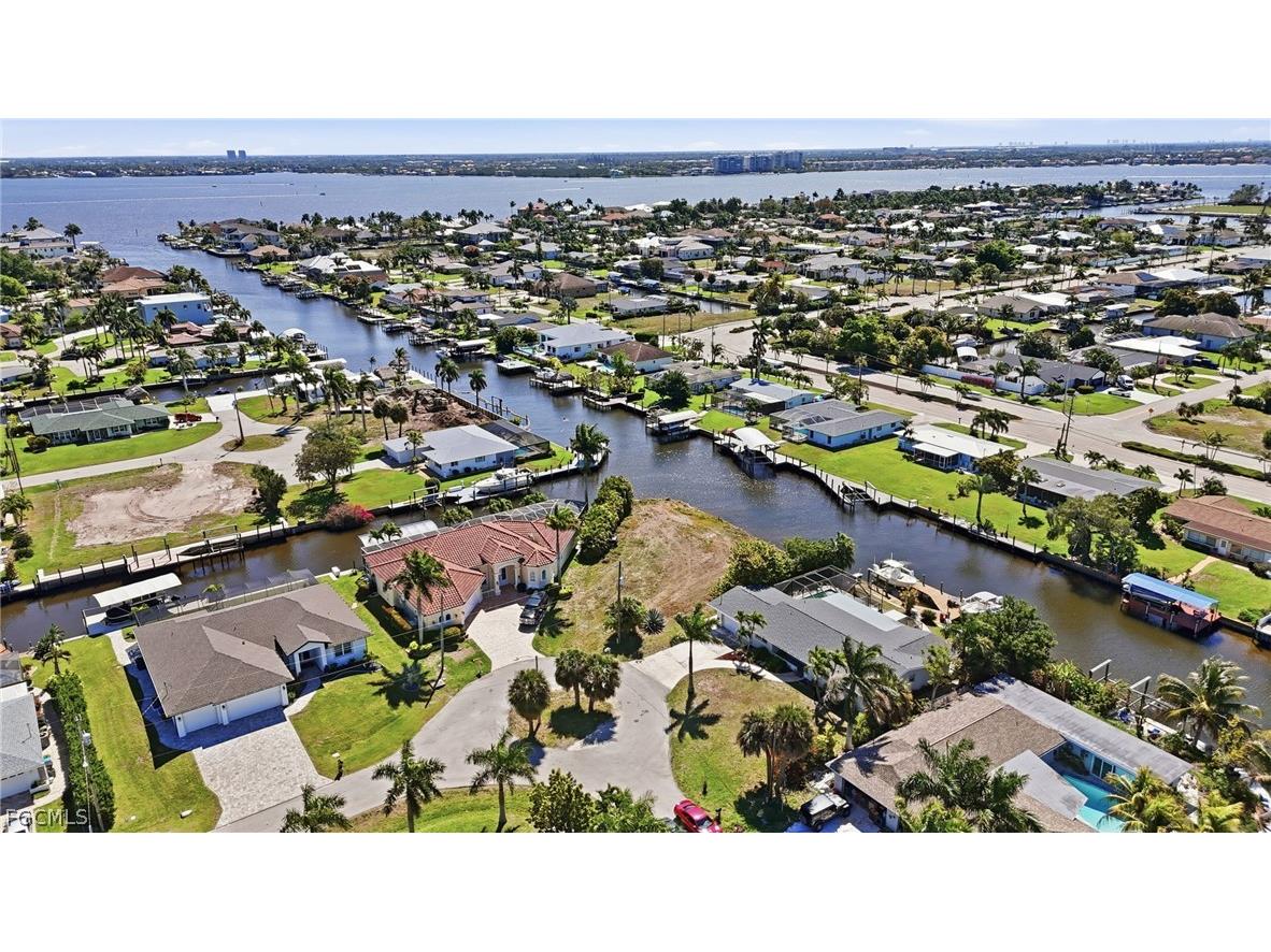 5357 Majestic Court Cape Coral FL 33904 2026013532 image2