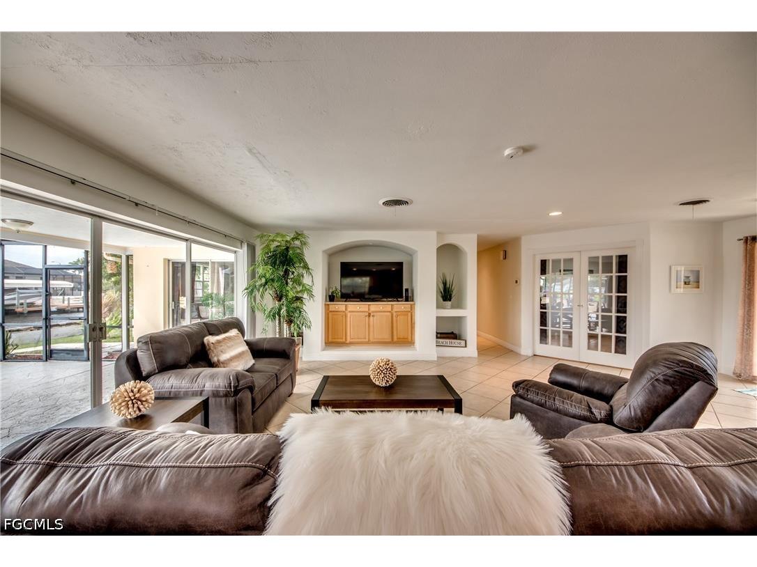 5359 Majestic Court Cape Coral FL 33904 2026024183 image10