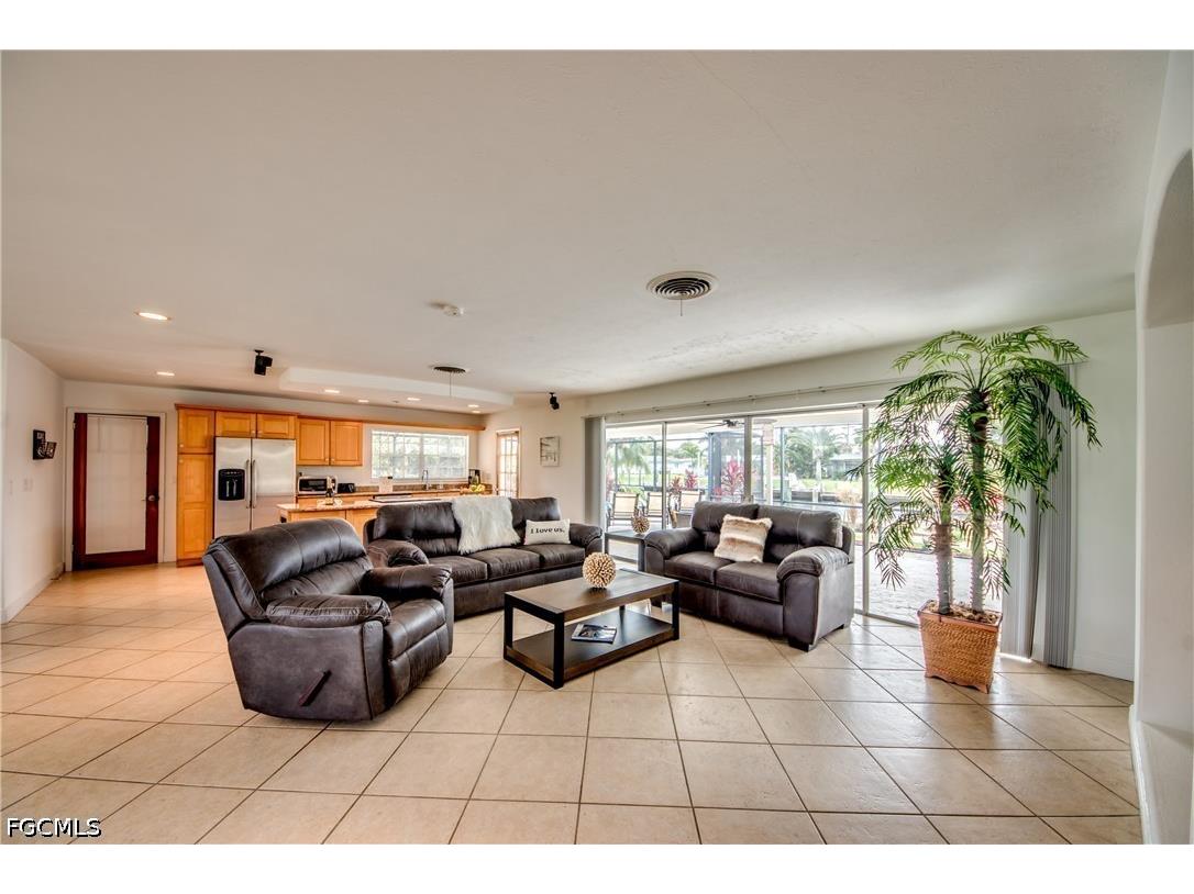 5359 Majestic Court Cape Coral FL 33904 2026024183 image7
