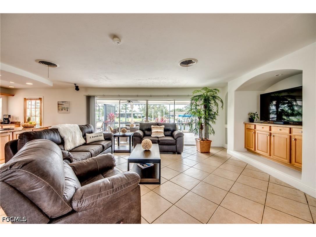 5359 Majestic Court Cape Coral FL 33904 2026024183 image8